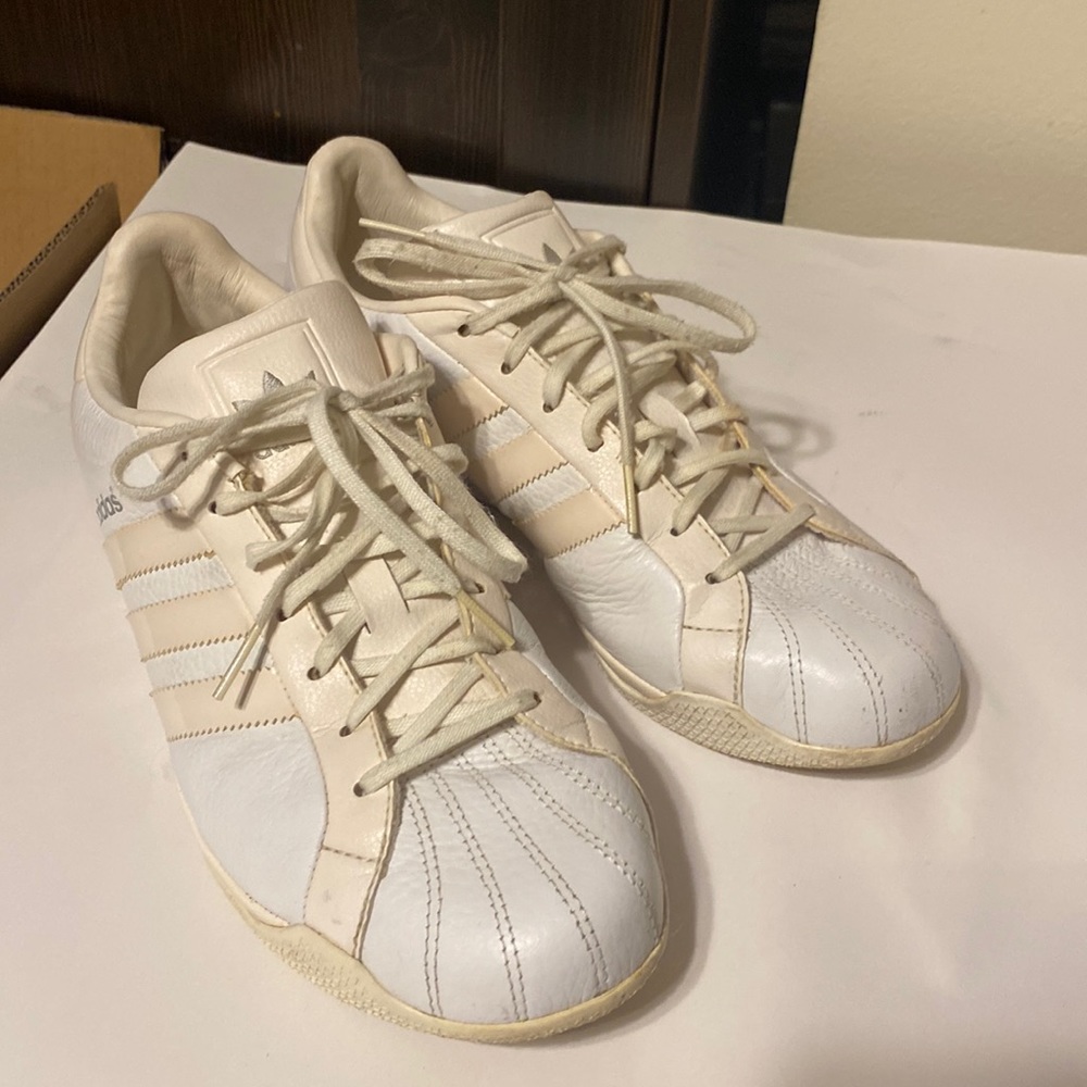 Adidas the brand with 3?stripes women shoes size 8